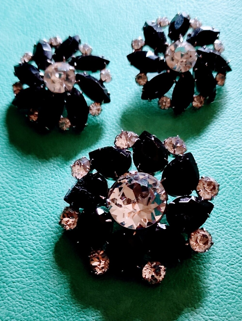 Vogue Vintage Black and Clear Crystal Floral Brooch Set